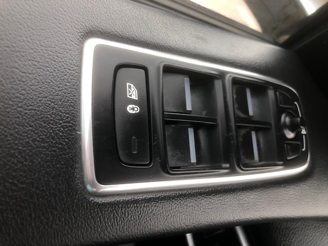 Jaguar F-Pace 20D Automático (2017) | Garantía 1 Año 14 Jaguar F-Pace 20D Automático (2017) | Garantía 1 Año - Imagen 14