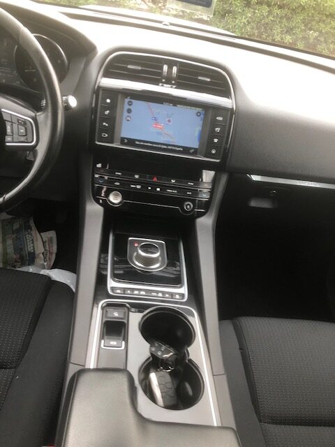 Jaguar F-Pace 20D Automático (2017) | Garantía 1 Año 32 Jaguar F-Pace 20D Automático (2017) | Garantía 1 Año - Imagen 32