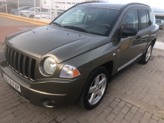 Automóviles Las Norias - Compraventa de Vehículos en Almería 3 Jeep Compass CRD Limited 4x4 (2007) | Motor 2.0 TDI | 147.000 km