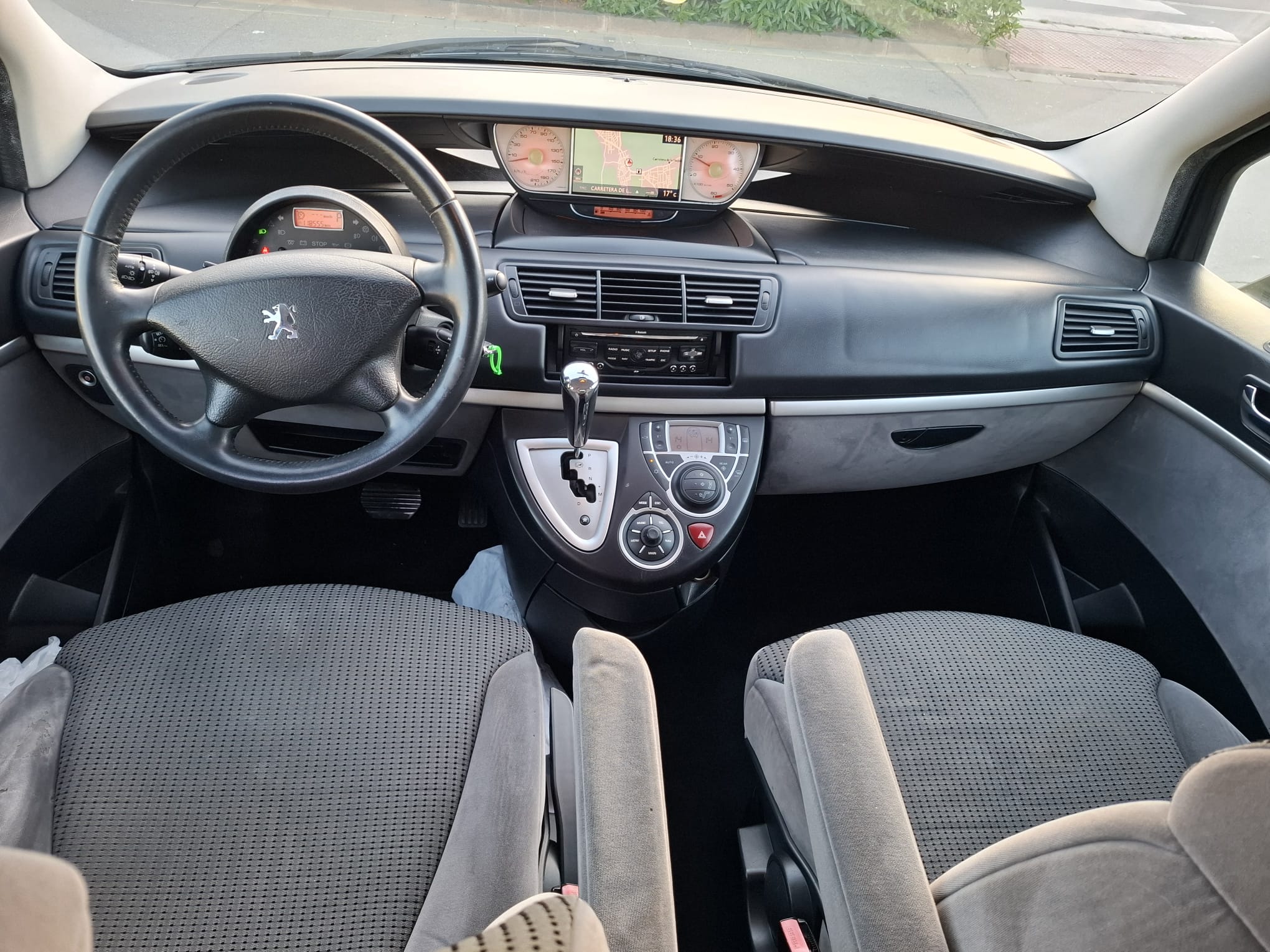 Peugeot 807 Automática 7 Plazas (2011) | 118.000 km | Ideal Familias 17 Peugeot 807 Automática 7 Plazas (2011) | 118.000 km | Ideal Familias - Imagen 17