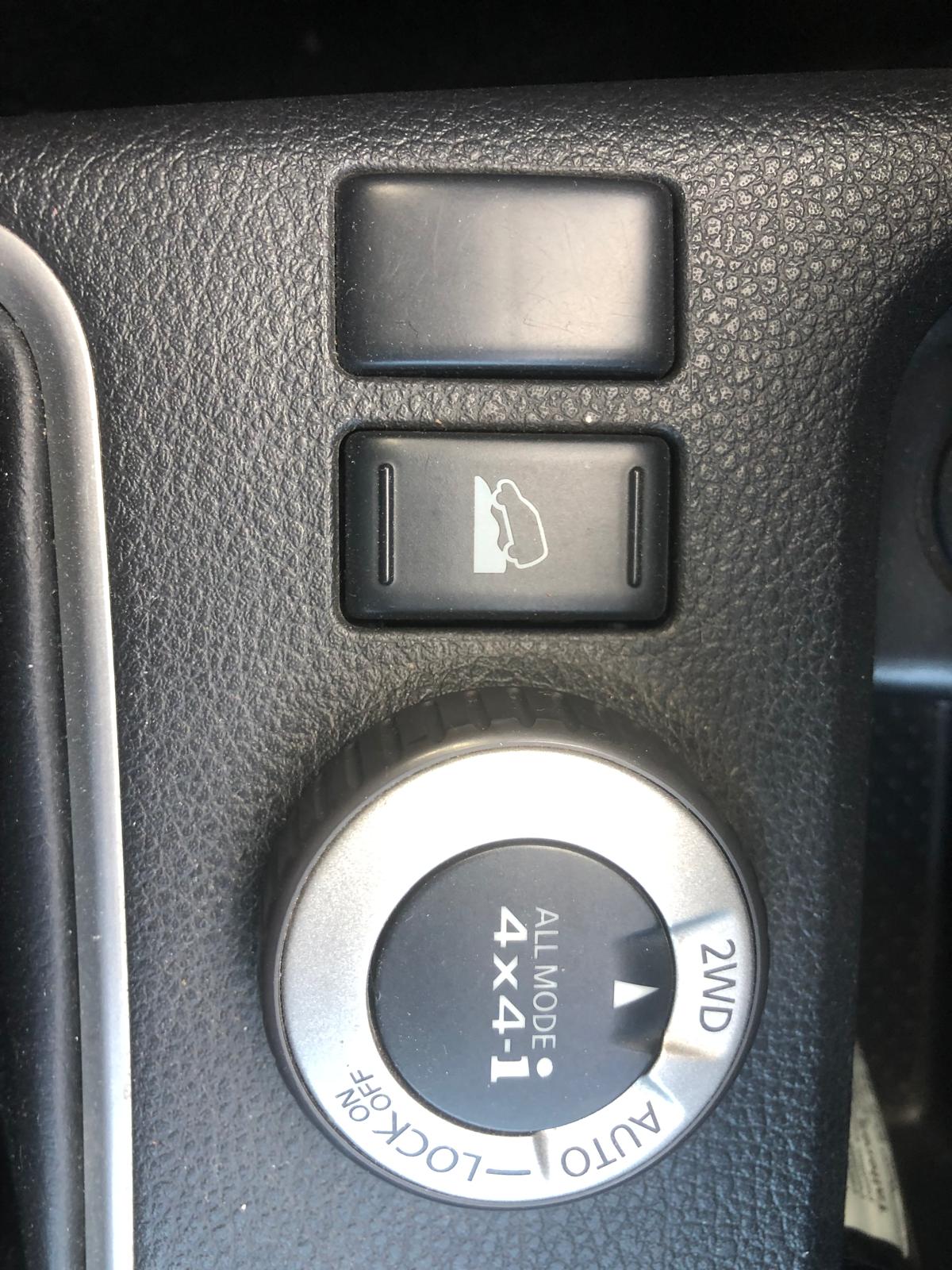 Nissan X-Trail 2.0 dCi 150cv 4x4 (2007) 5 Nissan X-Trail 2.0 dCi 150cv 4x4 (2007) - Imagen 5