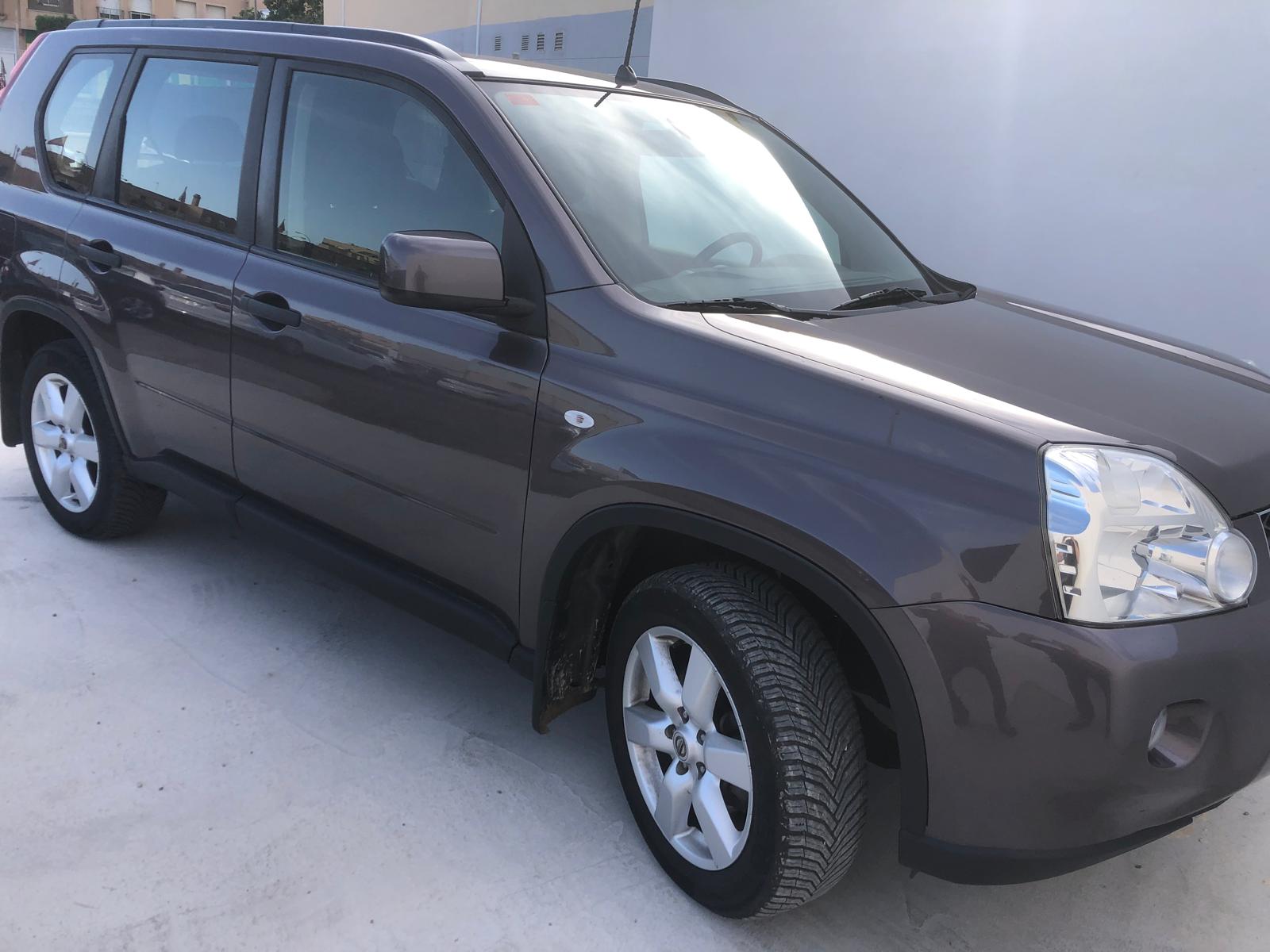 Nissan X-Trail 2.0 dCi 150cv 4x4 (2007) 17 Nissan X-Trail 2.0 dCi 150cv 4x4 (2007) - Imagen 17