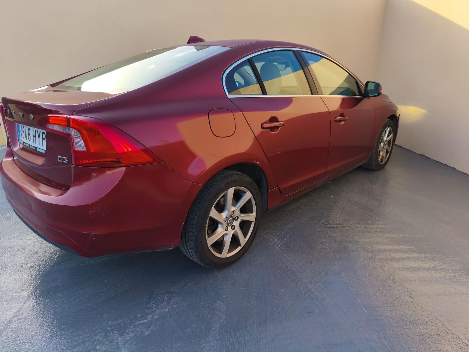Volvo V60 2.0 (2014) 163cv | Automático | Seguridad Premium 7 Volvo V60 2.0 (2014) 163cv | Automático | Seguridad Premium - Imagen 7