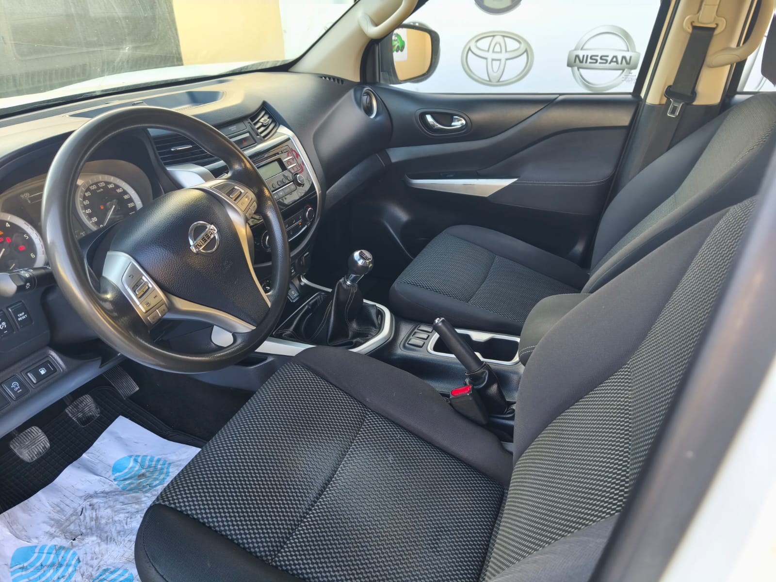 Nissan Navara 2.3 dCi 163Cv 4x4 (2018) | 118.000 km 6 Nissan Navara 2.3 dCi 163Cv 4x4 (2018) | 118.000 km - Imagen 6