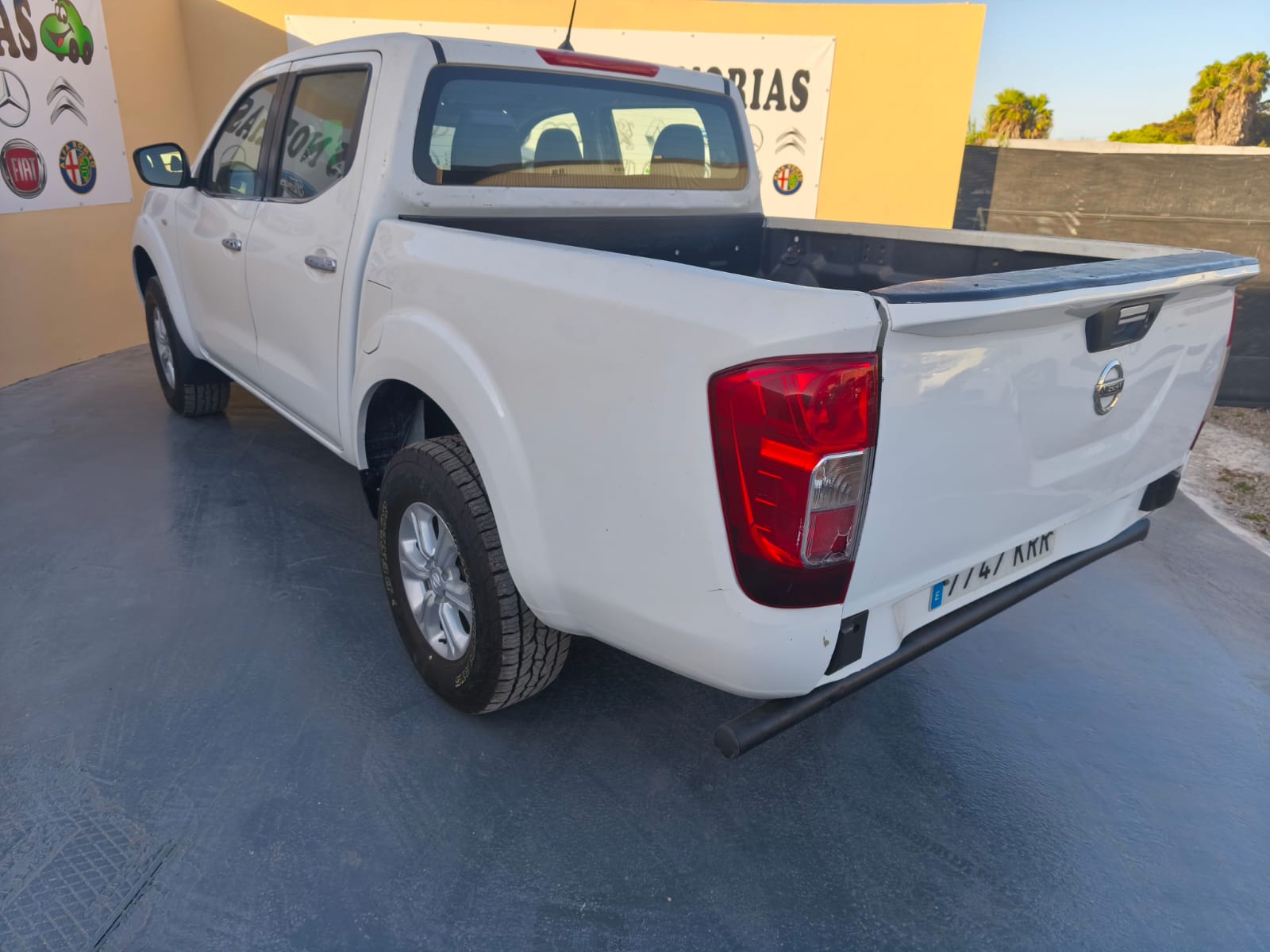 Nissan Navara 2.3 dCi 163Cv 4x4 (2018) | 118.000 km 8 Nissan Navara 2.3 dCi 163Cv 4x4 (2018) | 118.000 km - Imagen 8