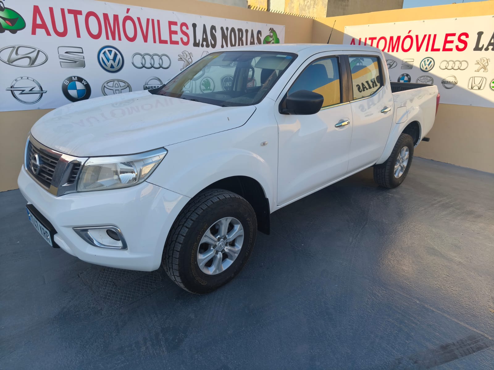 Nissan Navara 2.3 dCi 163Cv 4x4 (2018) | 118.000 km 12 Nissan Navara 2.3 dCi 163Cv 4x4 (2018) | 118.000 km - Imagen 12