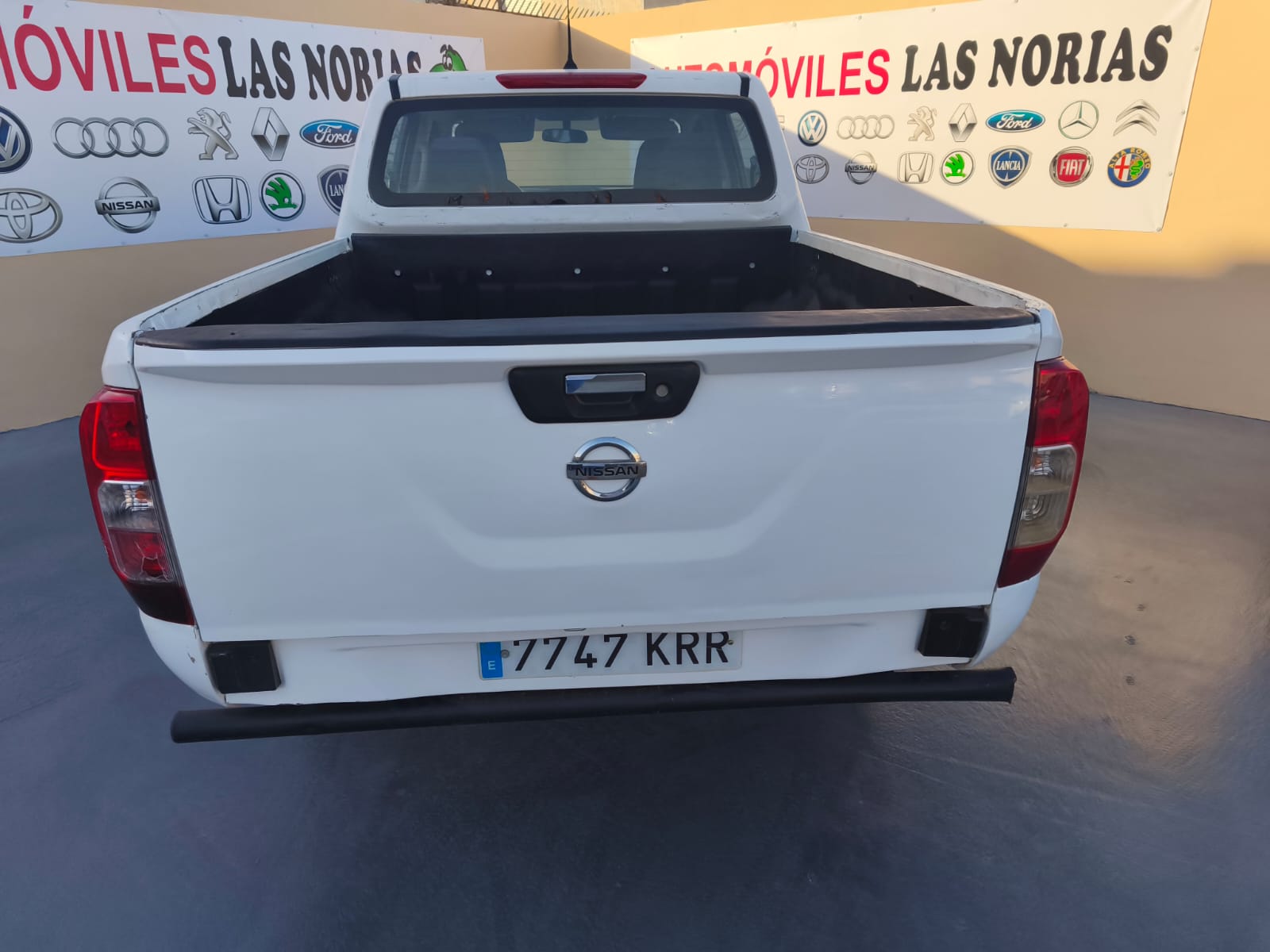 Nissan Navara 2.3 dCi 163Cv 4x4 (2018) | 118.000 km 13 Nissan Navara 2.3 dCi 163Cv 4x4 (2018) | 118.000 km - Imagen 13